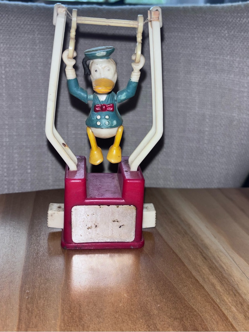 Vtg Plastic Walt Disney DONALD DUCK Trapeze PUSH BUTTON Toy Acrobat WORKS!